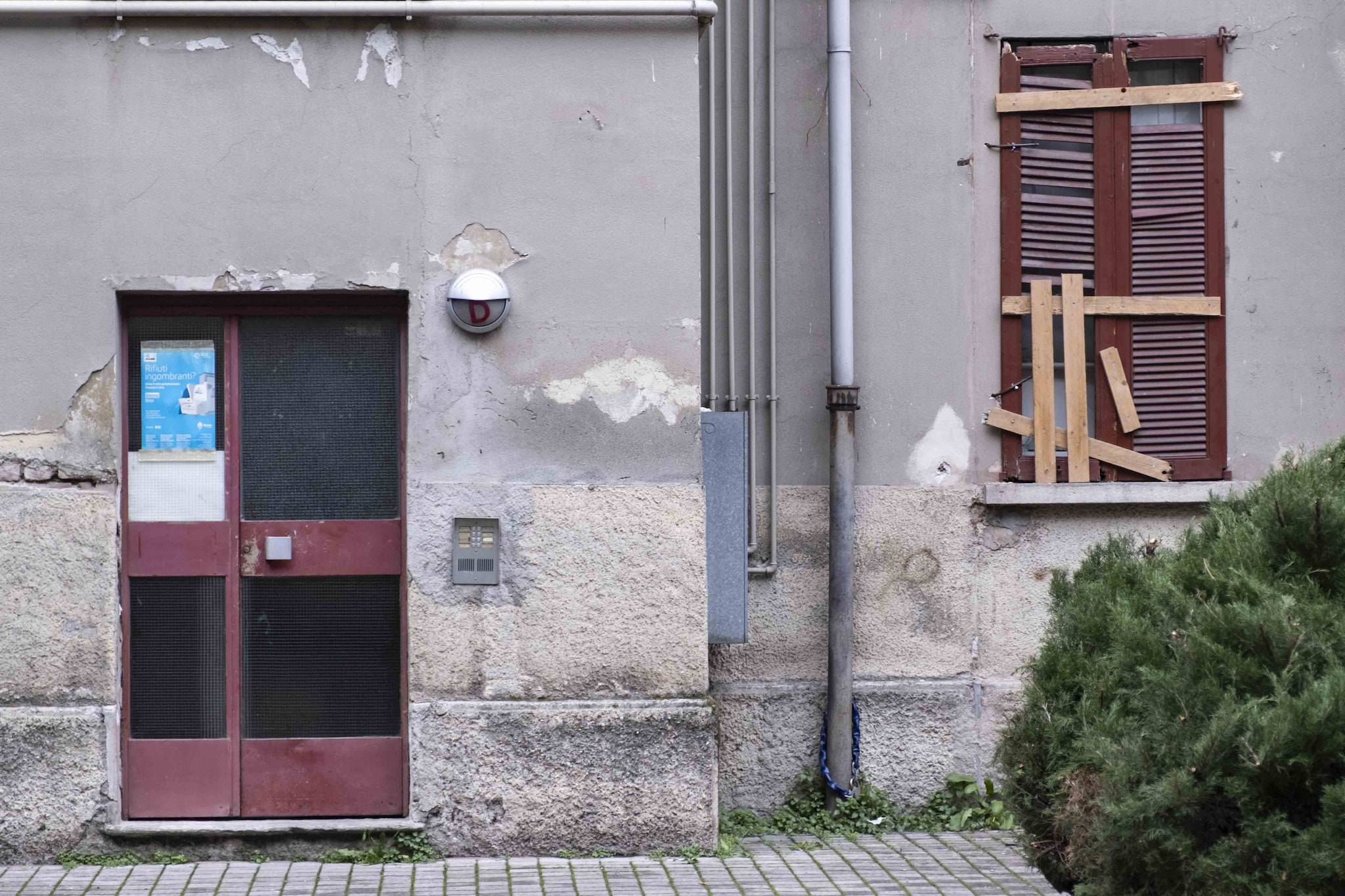 Uno degli stabili che saranno interessati dai lavori | Foto Gianfranco Candida