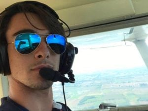 Il pilota dell’ultraleggero precipitato a Valbremb
