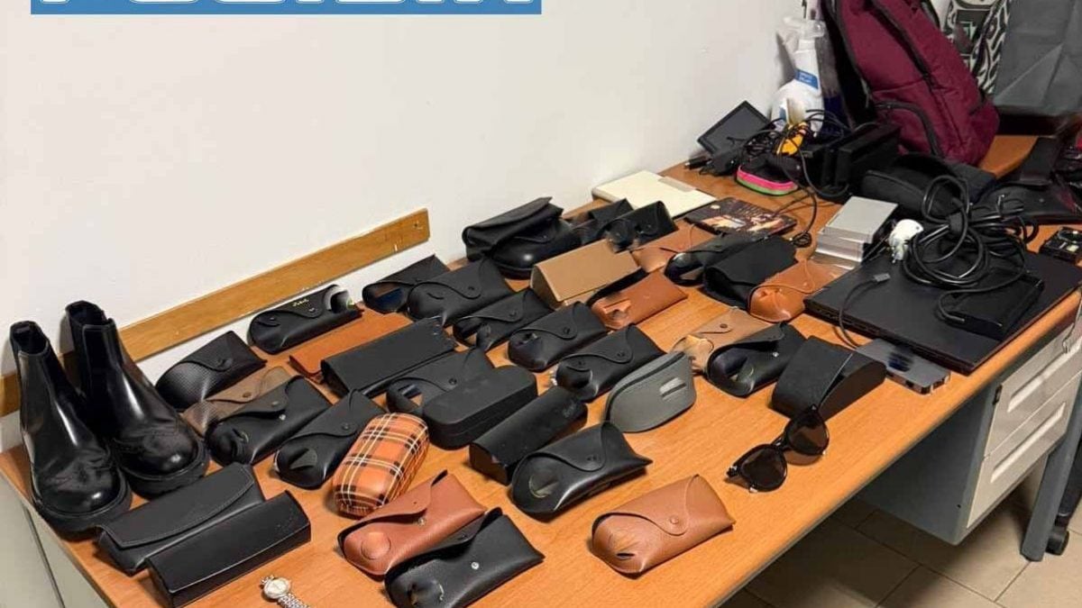Parte del bottino dei furti sequestrato