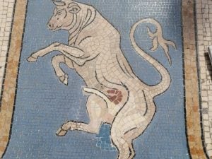Mosaico restaurato del toro: “I testicoli ci sono ma hanno un colore più chiaro, fedele all’originale”
