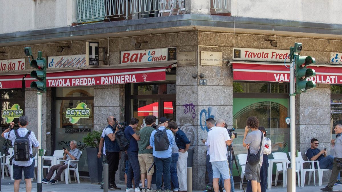 Bar La Giada in cui è avvenuta l’aggressione (foto LaPresse)