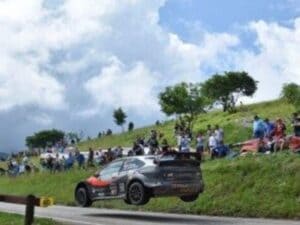 Spettatore travolto e ucciso al Rally Mille Miglia nel bresciano