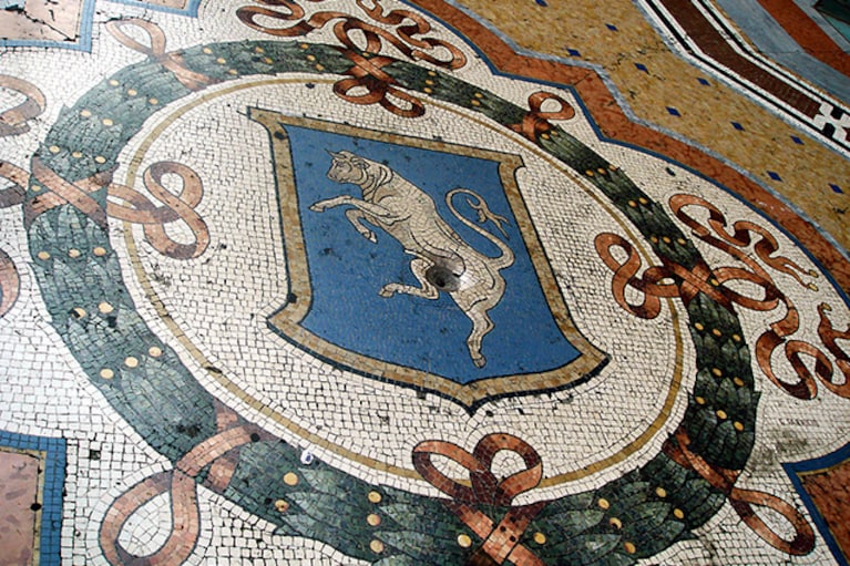 Mosaico raffigurante il toro della Galleria Vittorio Emanuele II di Milano