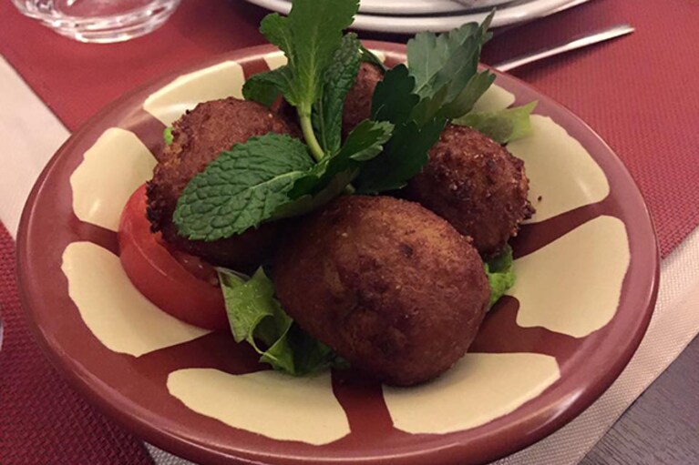 "Kibbi patata" del ristorante libanese Dawali (Facebook).