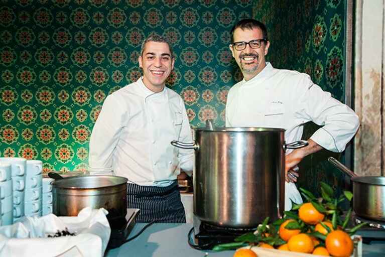 Gli chef del ristorante Seta di Milano (Facebook).