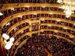 Il teatro alla Scala di Milano