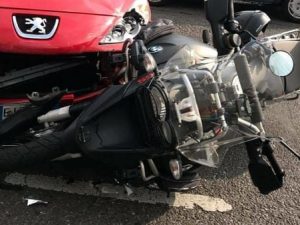 Incidente in via Galvani Foto di Parcheggio selvaggio e incidenti stradali a Milano