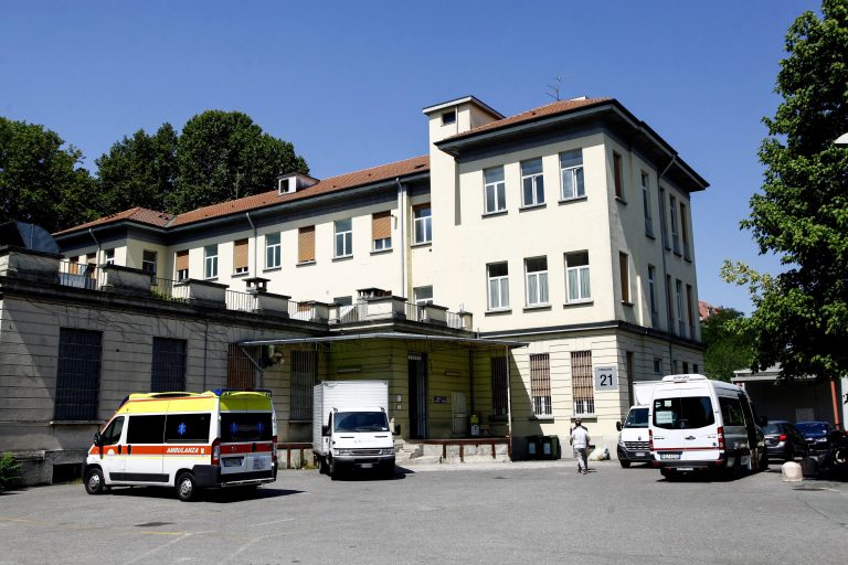 Coronavirus, le contromisure all'ospedale Sacco di
