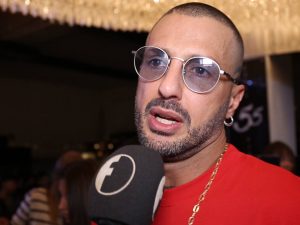 Fabrizio Corona alla presentazione del suo nuovo libro (Fanpage)