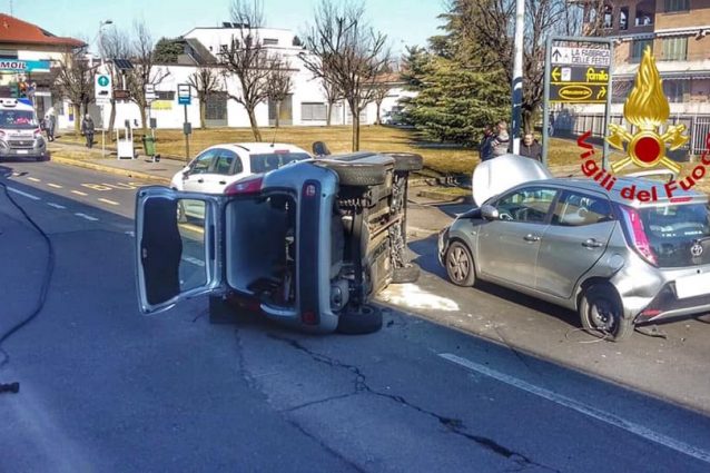 L’incidente a Cesano Maderno (Foto Vigili del fuoco)
