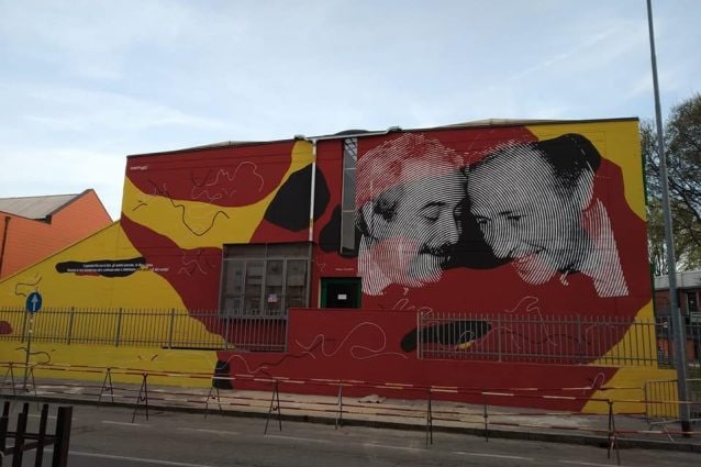 Il murale dedicato a Borsellino e Falcone (foto dalla pagina Facebook dell’artista Chekos art)