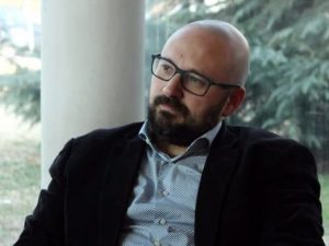 Il sindaco di Cesano Boscone Simone Negri