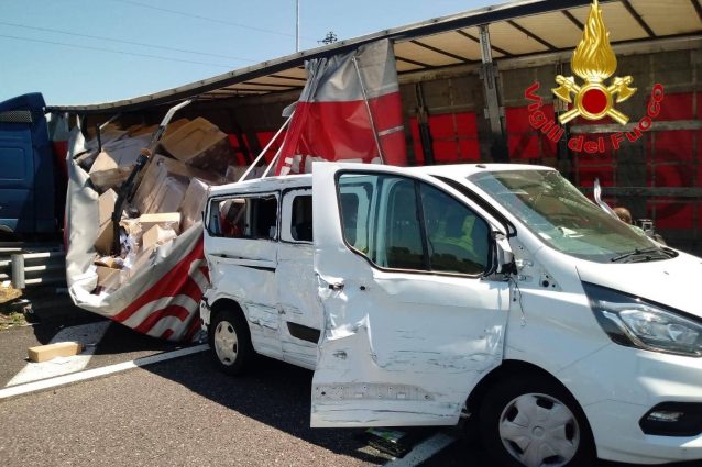 (Foto: Vigili del fuoco)