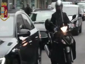 I rapinatori del Rolex durante un colpo messo a segno nel settembre del 2019
