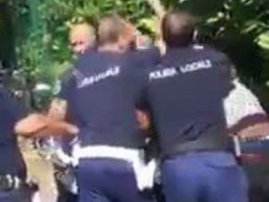 Un frame del video dell’arresto
