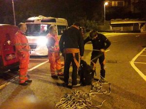 Il soccorso dell’uomo da parte degli uomini del Cnas