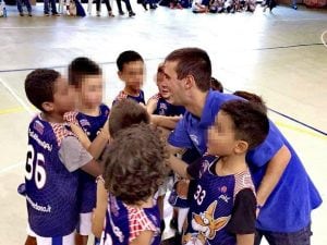Roberto, l’allenatore di minibasket picchiato dal padre di uno dei suoi ragazzi (Foto dalla pagina facebook "La giornata tipo")