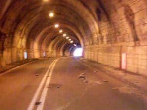 Il crollo che si è verificato in galleria