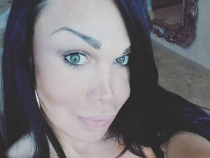 Lara Argento, la escort trans sparita a Pavia. Foto Fb: Lara Argento
