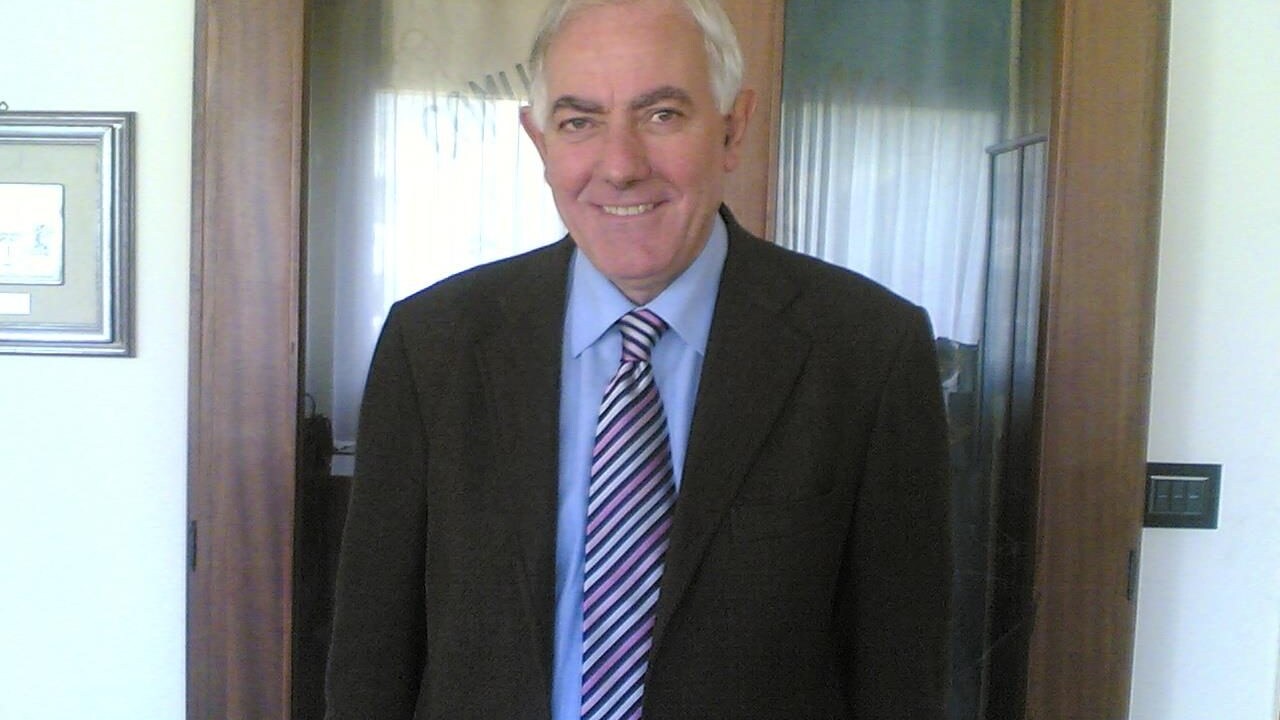 Antonio Amente, sindaco di Melito, scomparso a causa del Covid.
