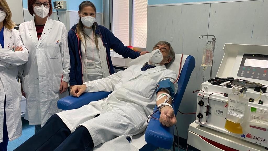 Carlo Molino, direttore dell’UOC di chirurgia generale e chirurgia del pancreas, guarito dal Covid e ora donatore del plasma iperimmune.