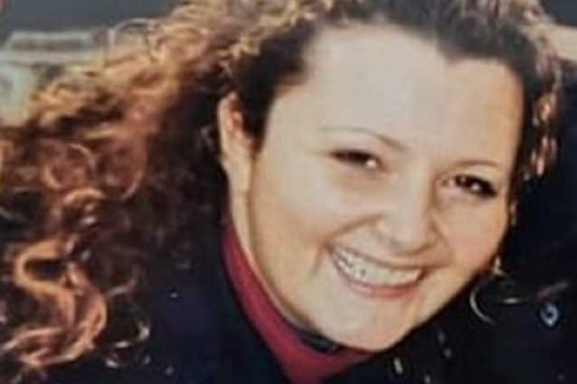 Manuela Scodes. la poliziotta morta di Covid a Napoli a 42 anni.