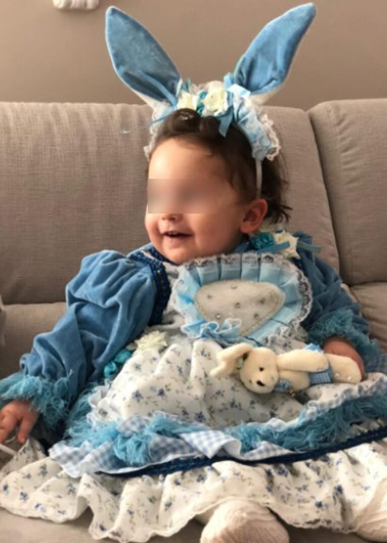 La piccola Lucia, tre anni.