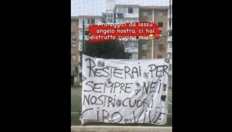 Lo striscione apparso sui social per Ciro Chirollo.