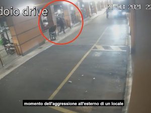 Ragazzo Accoltellato In Una Rissa Durante La Movida Ad Aversa E Grave