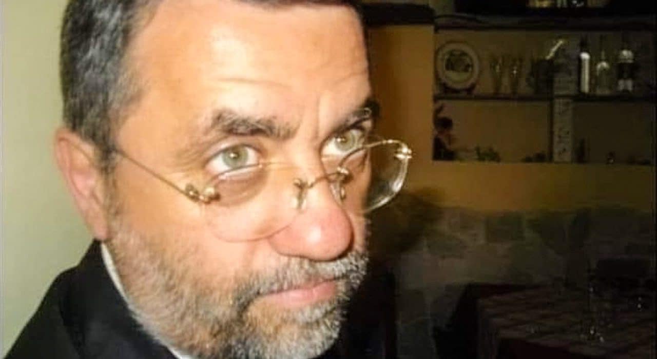 Bernardo Cozzolino, il medico dei poveri, morto di Covid ad Ercolano.