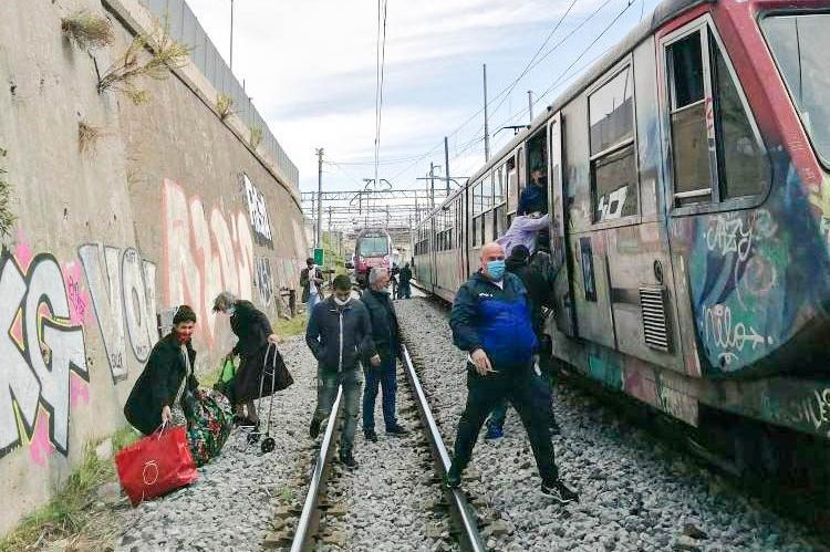 Foto Fb da "Circumvesuviana. Guida alle soppressioni e ai misteri irrisolti"