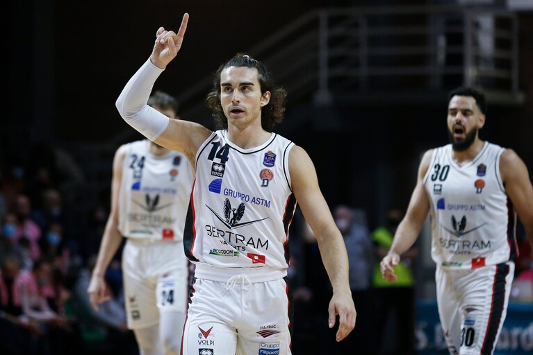 Bruno Mascolo in campo. (Foto per gentile concessione della società sportiva Derthona Basket. Credits: Ciamillo-Castoria)