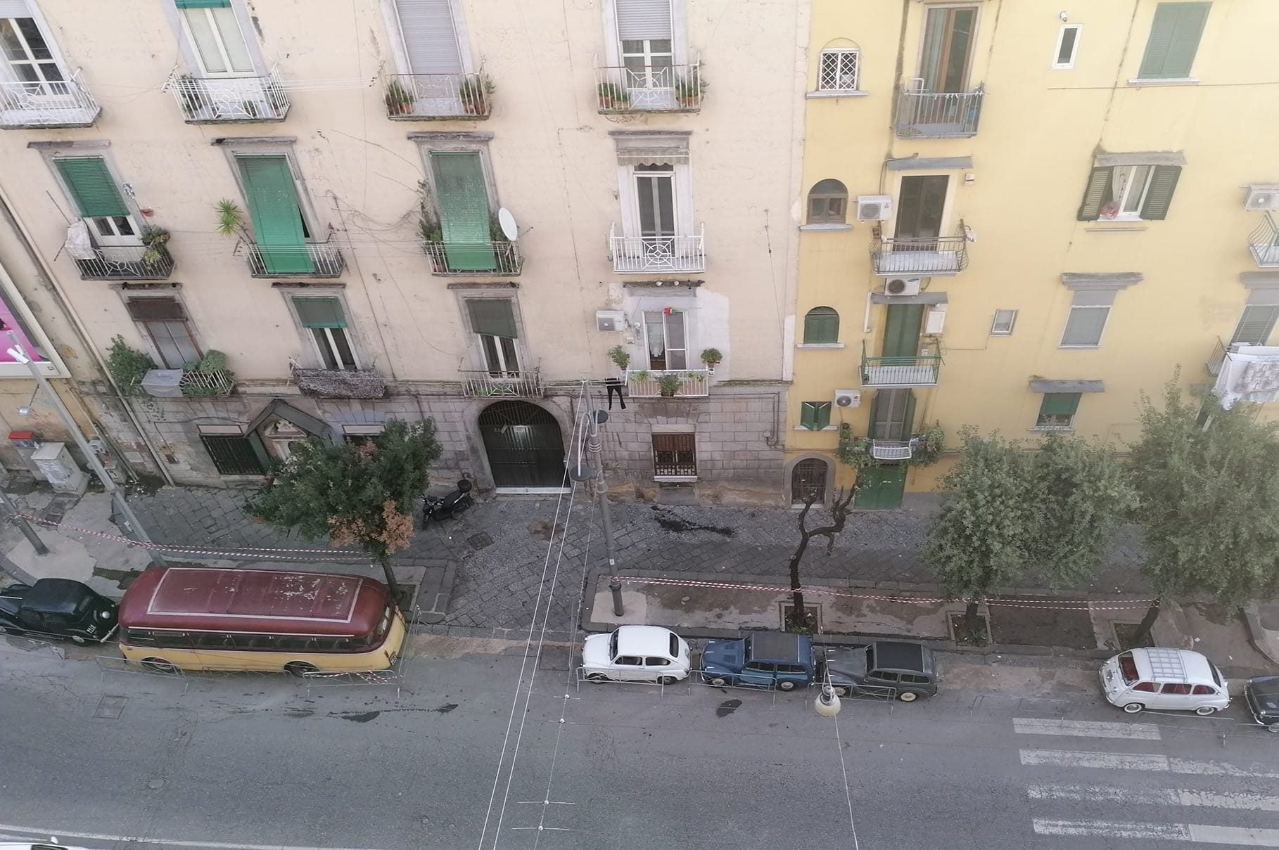 Foto da FB di Enrico Scudiero dal Gruppo "Abitanti di Capodimonte e non"