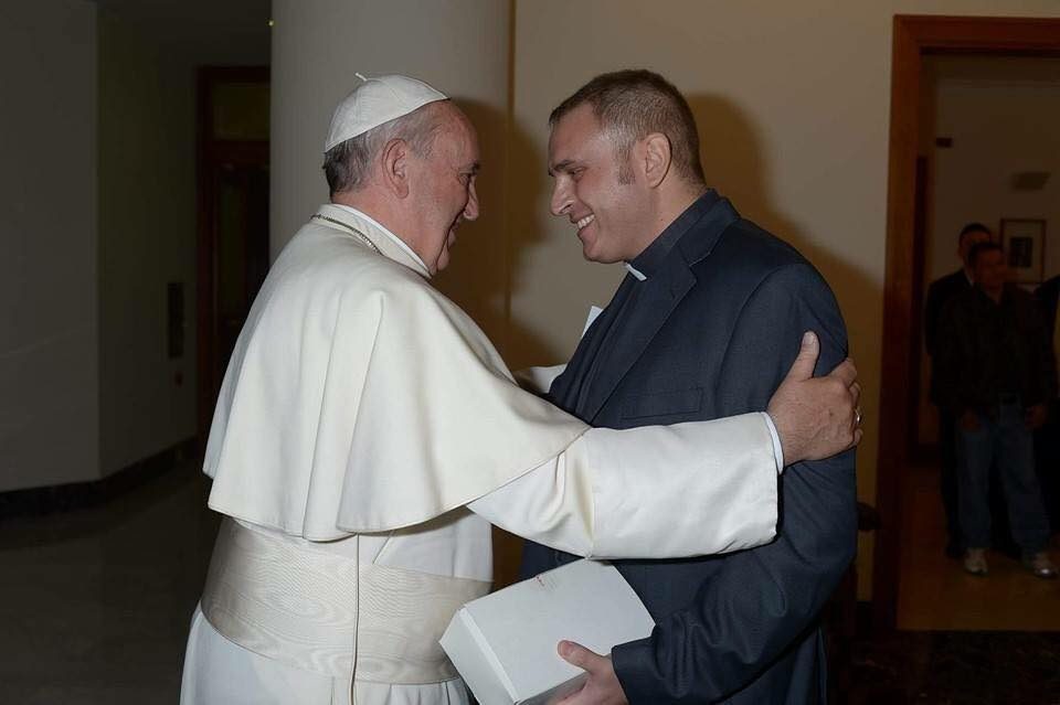 Don Fabrizio De Michino con Papa Francesco