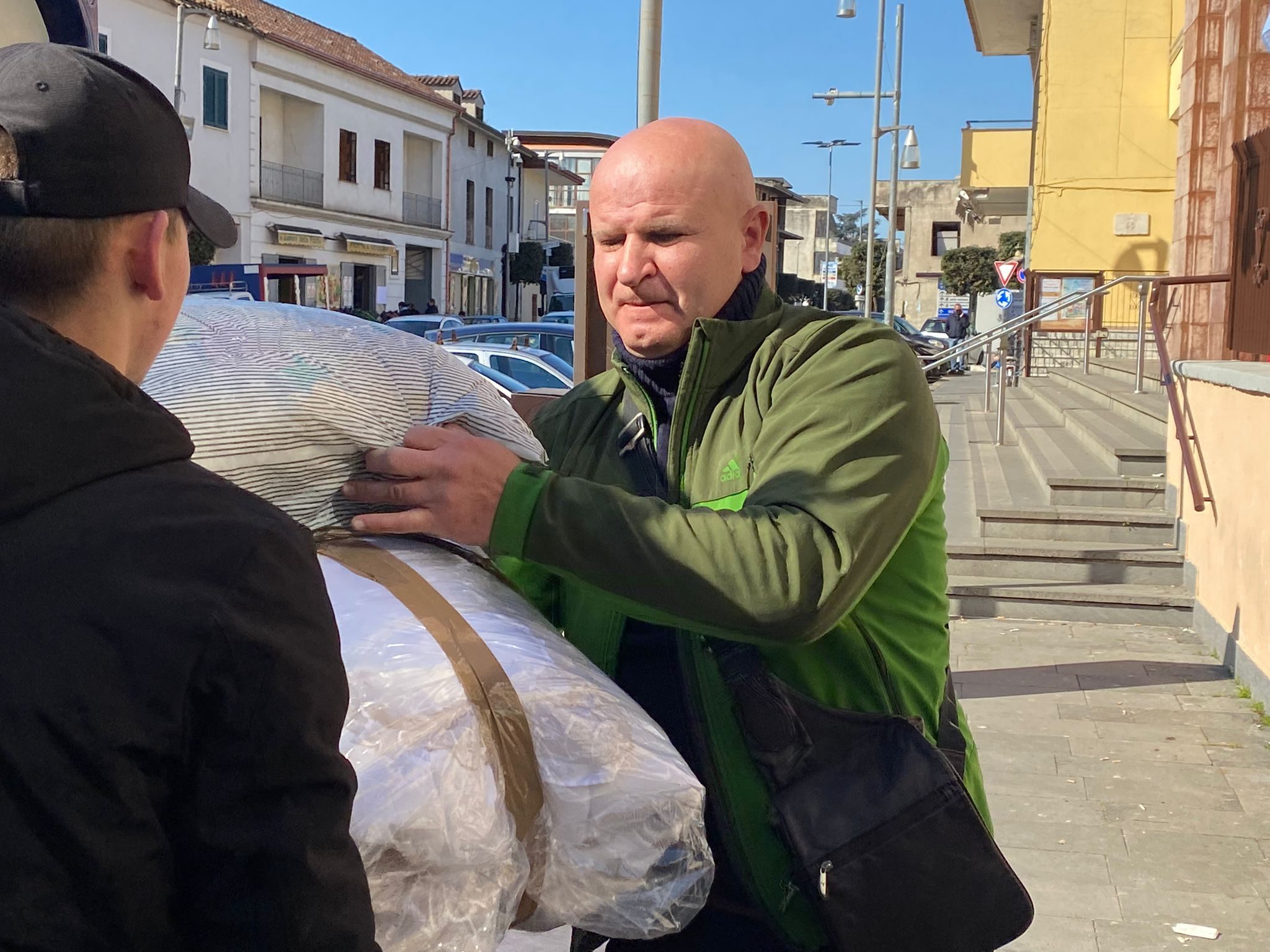Sergej, il ritorno in Ucraina per andare a combattere: "Devo andare a ...