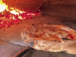 Droga nella pizzeria nel Casertano, titolare arrestato due volte in due mesi