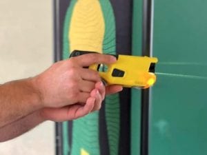 taser-7-vigili-napoli-1676285010373-300x225.jpg