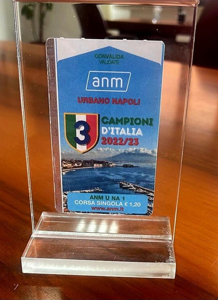 Il biglietto ad edizione limitata dell'Anm che celebra lo Scudetto del Napoli.