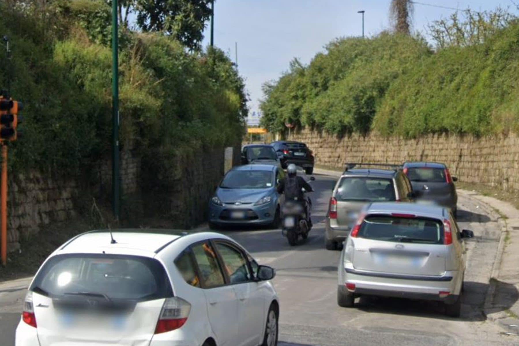 via nuova delle brecce 150 napoli