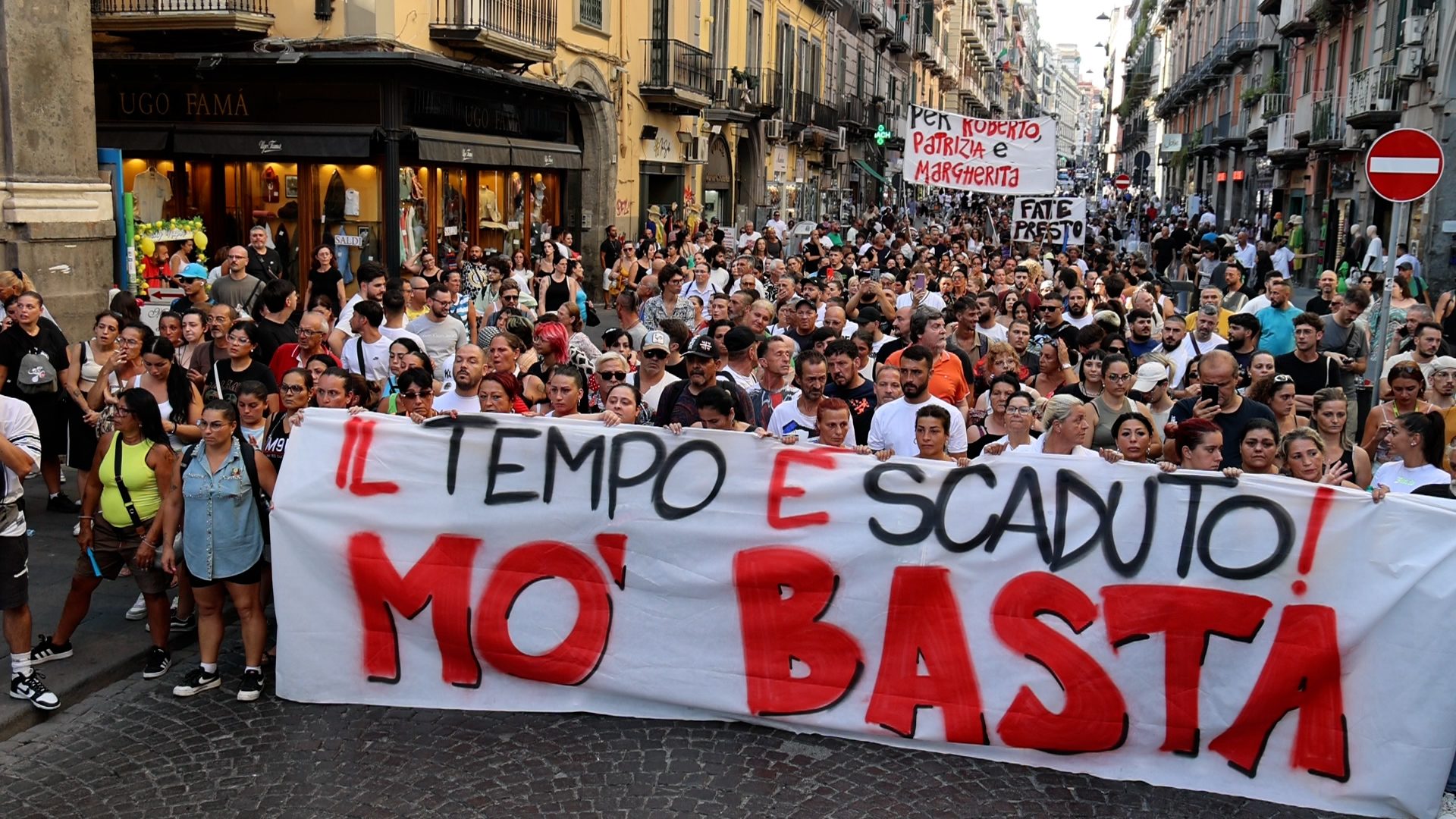 Manifestazione degli abitanti delle Vele
