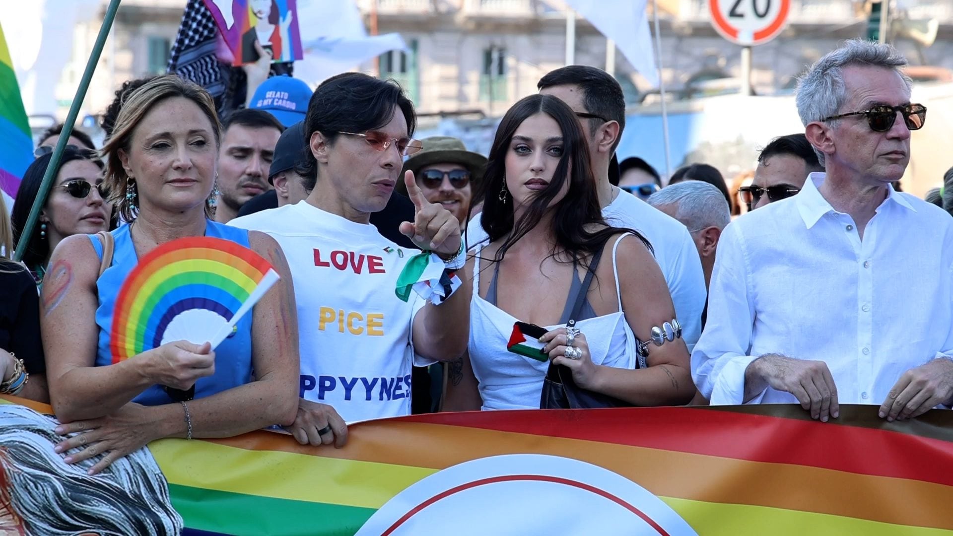L’inizio del Pride di Napoli/ foto G.Martignetti per Fanpage.it