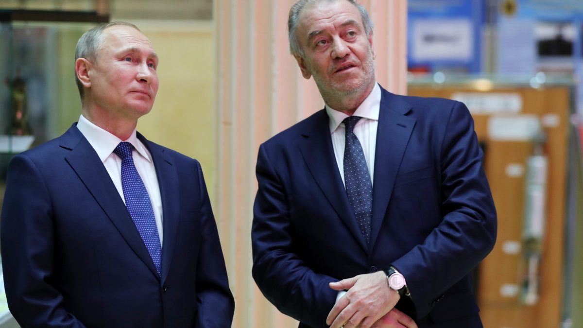 Valery Gergiev e Vladimir Putin parlano a Mosca, Russia, anno 2018