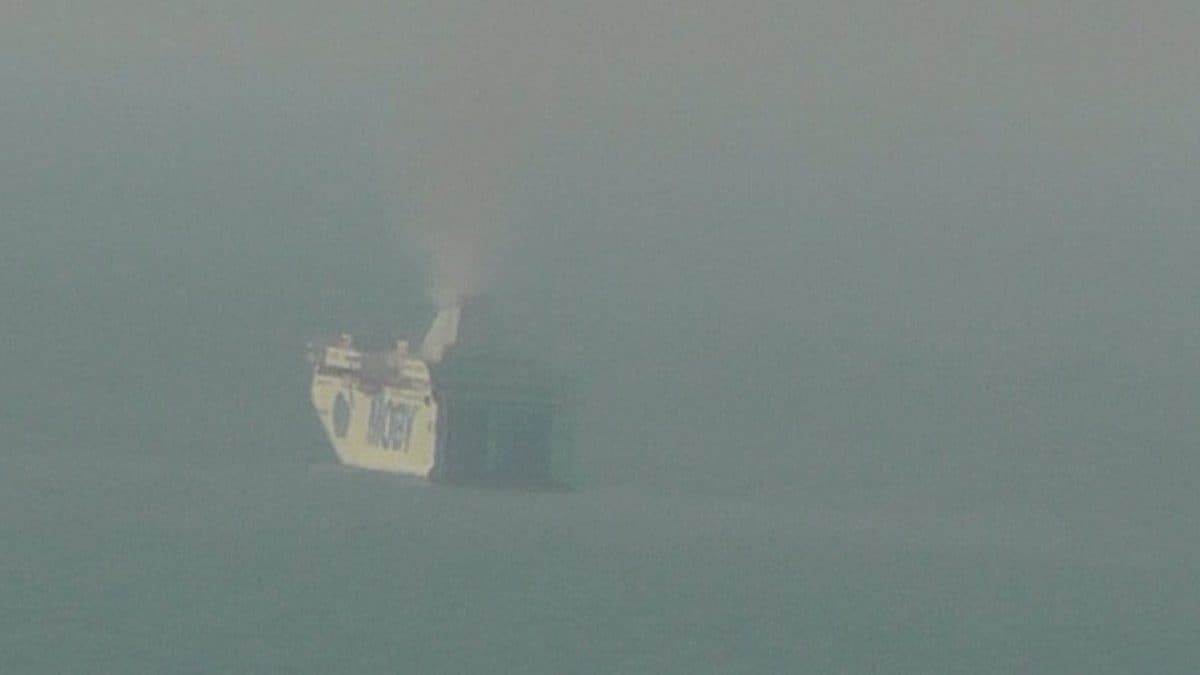 La motonave Raffaele Rubattino (foto Capri Post)