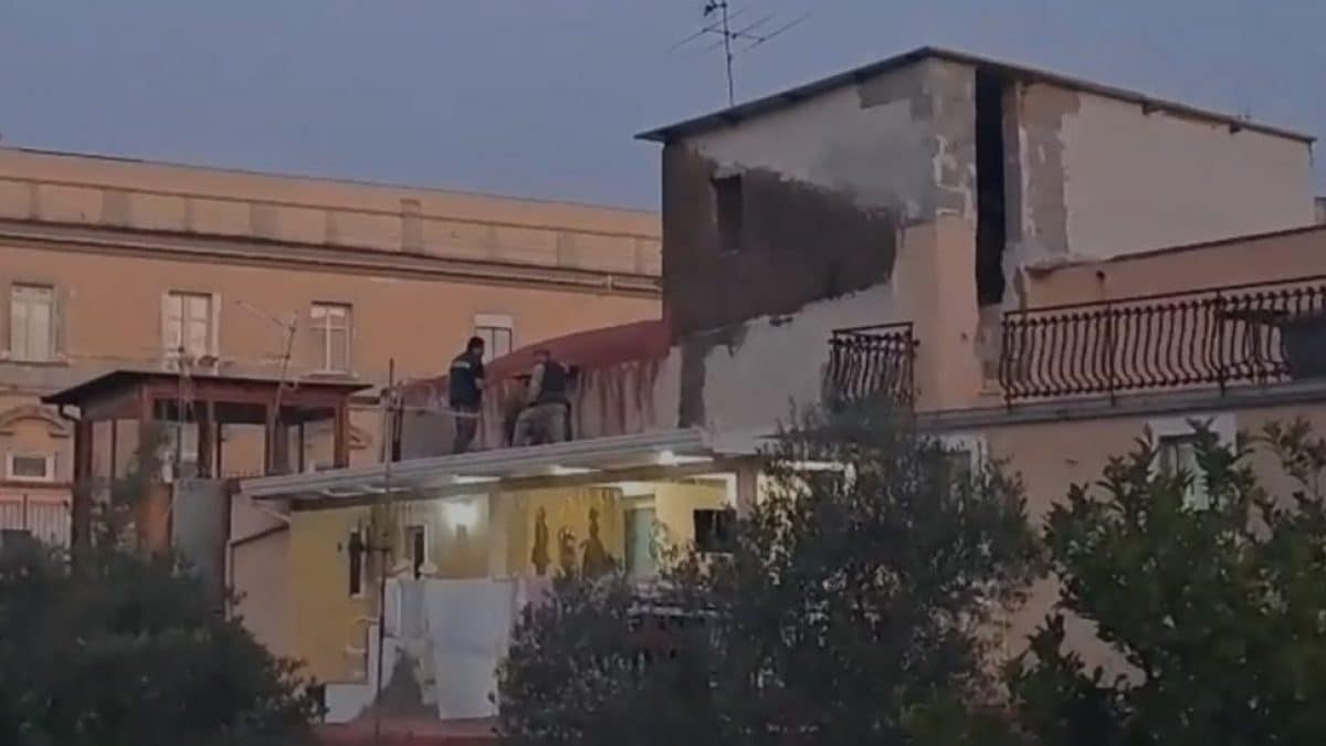 Il blitz per arrestare Michele Ciaravolo, reggente del clan Ascione–Papale