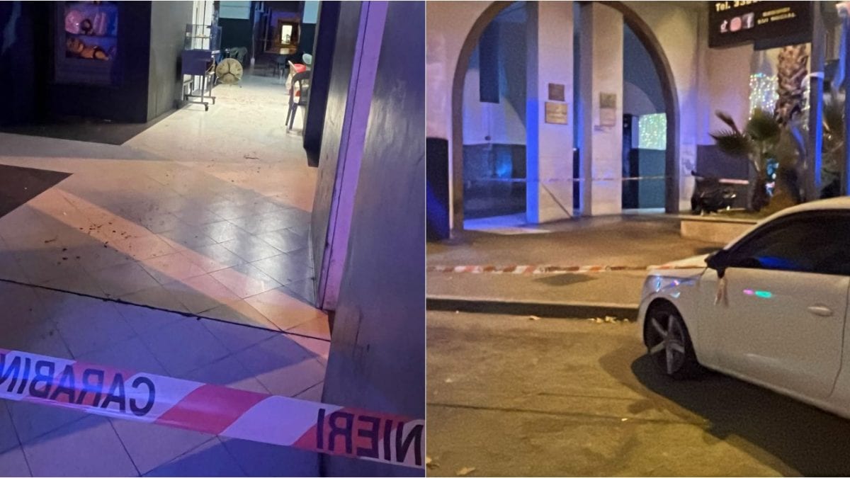 Via Sportiglione e il bar dove sono stati esplosi i colpi di pistola, ad Afragola (Napoli)