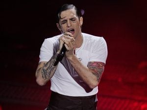 Achille Lauro a Napoli, gli indizi su un appuntamento in piazza a sorpresa con i fan
