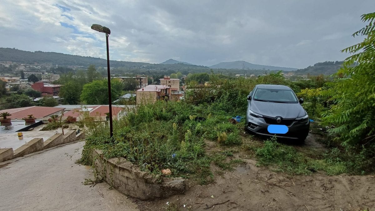 La Renault Arkana rubata a Barcellona e ritrovata a Pianura