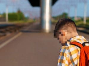 bimbo-stazione-iStock-2109058724_censored-1761304439932-300x225.jpg