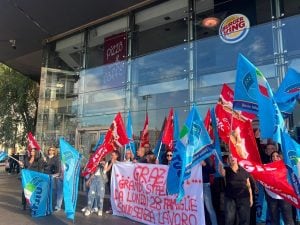 burger-king-stazione-centrale_n-1760118609700-300x225.jpg