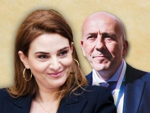 Fratelli d’Italia commissariata a Napoli: Meloni nomina Marta Schifone e Sergio Rastrelli